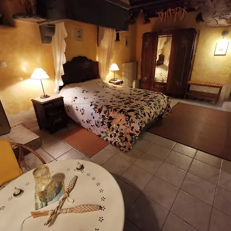 Couette-café La Mérais 3*